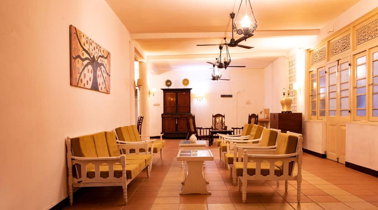 Beverly Villa Dehiwala-Mount Lavinia Екстериор снимка
