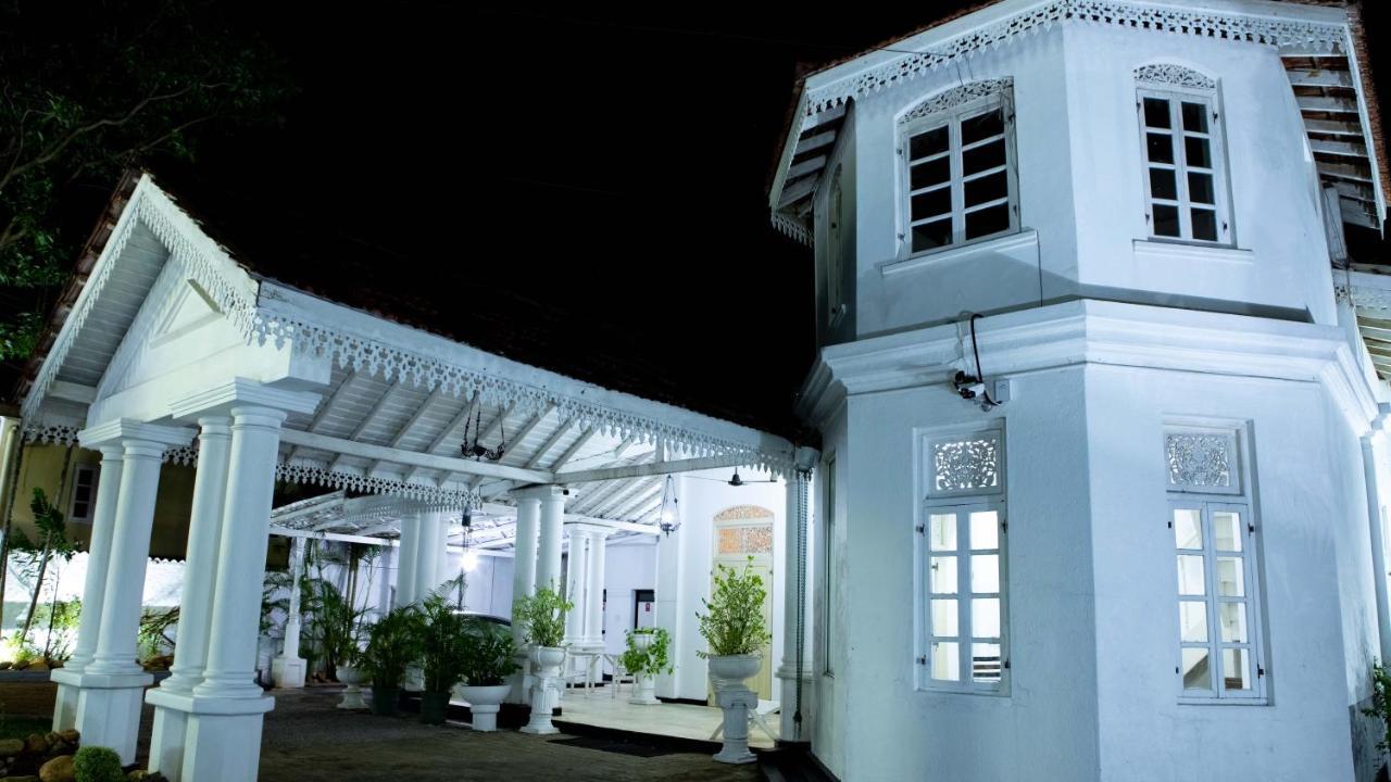 Beverly Villa Dehiwala-Mount Lavinia Екстериор снимка