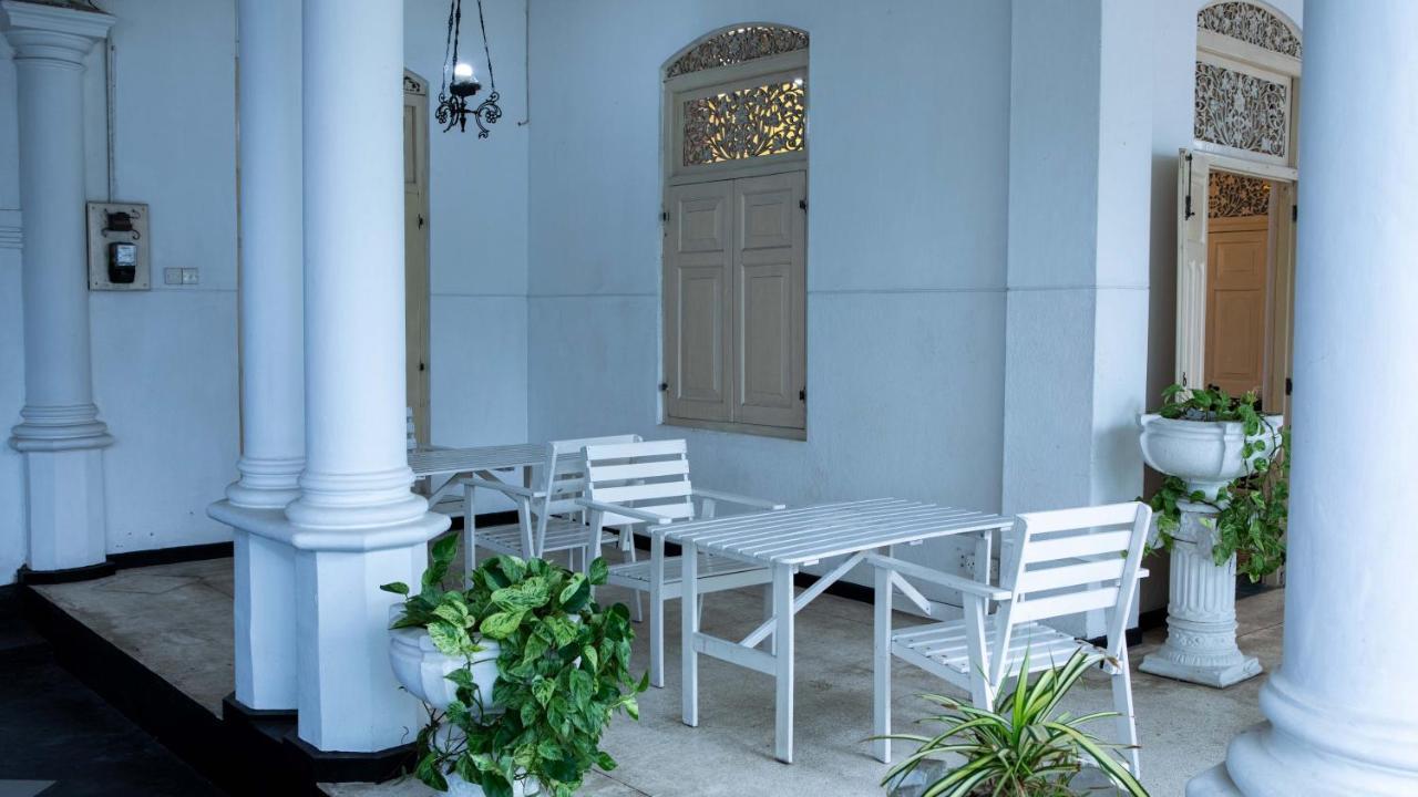 Beverly Villa Dehiwala-Mount Lavinia Екстериор снимка
