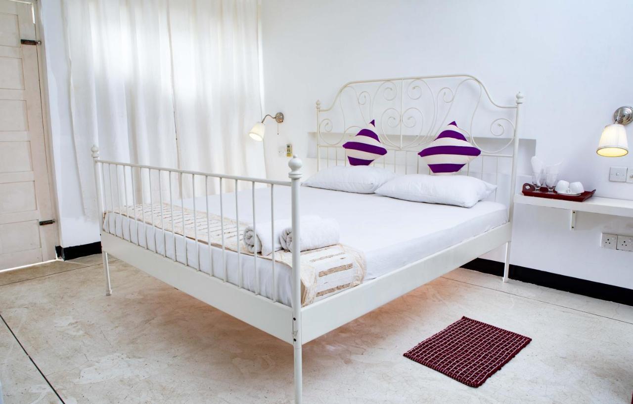 Beverly Villa Dehiwala-Mount Lavinia Екстериор снимка