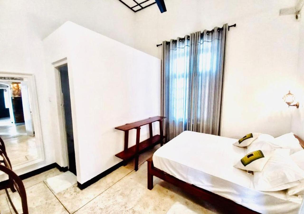 Beverly Villa Dehiwala-Mount Lavinia Екстериор снимка