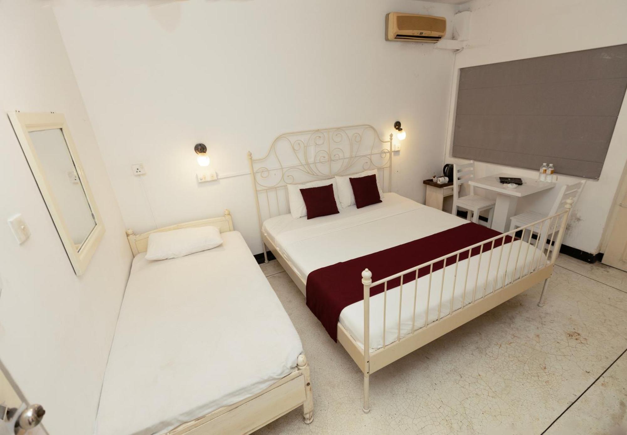 Beverly Villa Dehiwala-Mount Lavinia Екстериор снимка